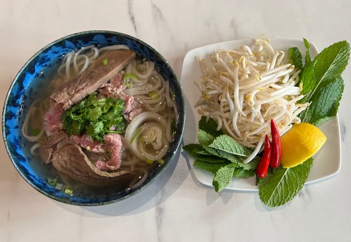 Pho: Tonkinese rice vermicelli and beef soup